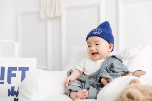 成都试管代怀宝宝有黄疸手却很白 成都试管代怀宝宝有黄疸手却很白